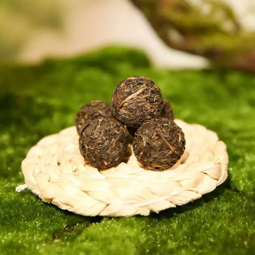 2025 XiaGuan "Xue Shan Chen Yun - Long Zhu" (Snow Mountain 13ys Aged Charm - Dragon Ball) Tuo 160g/Box Puerh Raw Tea Sheng Cha