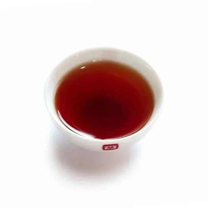 2024 DaYi "Da Yi Hong Yun" (TAE Red Charm) 357g Cake Puerh Shou Cha Ripe Tea