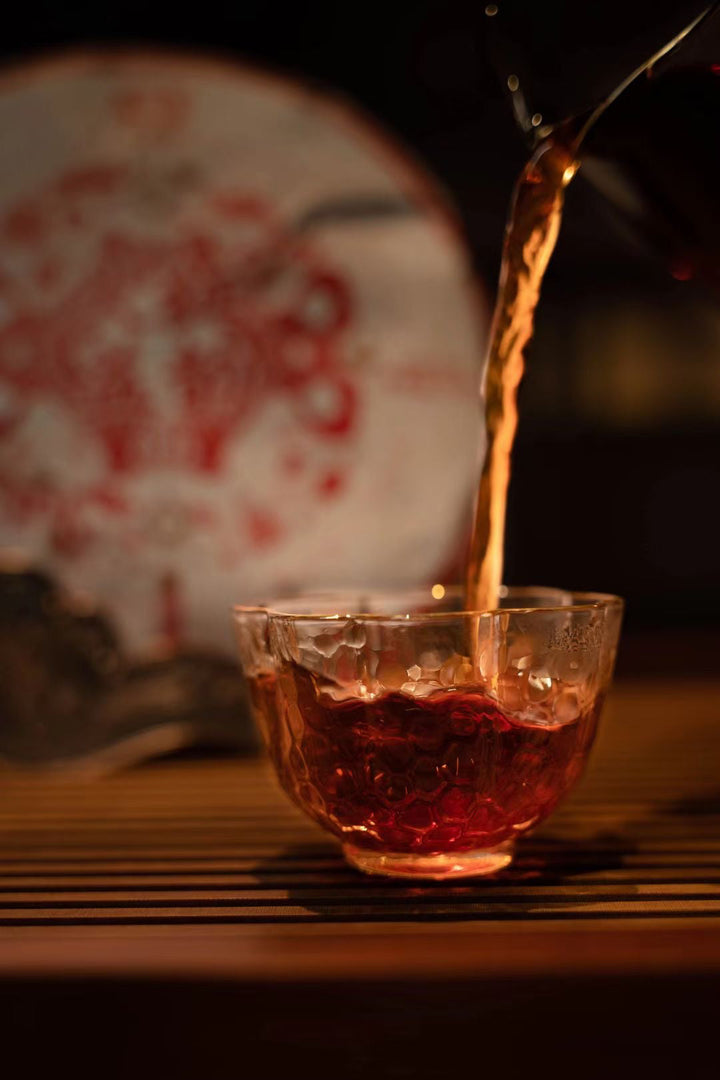 2024 DaYi "Da Yi Hong Yun" (TAE Red Charm) 357g Cake Puerh Shou Cha Ripe Tea