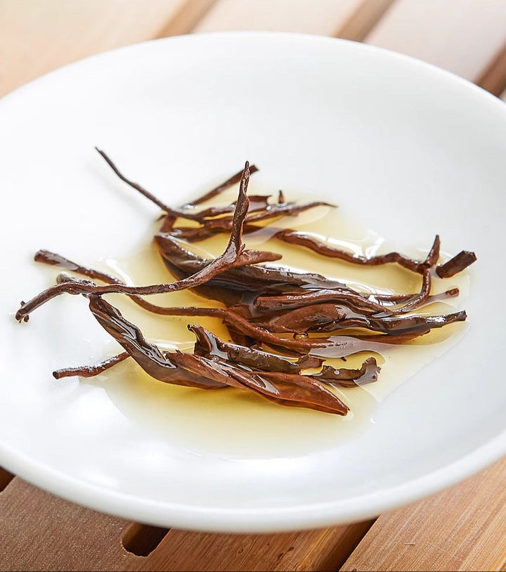 2025 RunSi Black Tea "Qi Hong 1915 - Xiang Luo - Te Yi Ji" (Keemon 1915 - Scented Spiral - Premium 1st Grade) Loose Leaf 200g/Tin, Hong Cha, Anhui