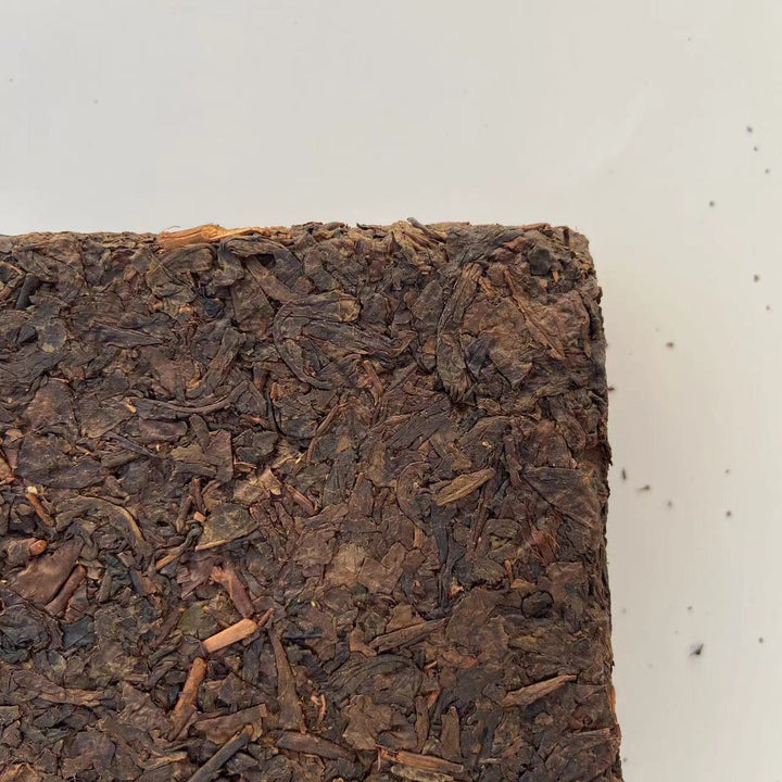 1998 CNNP - BaiShaXi "Te Zhi - Fu Zhuan" (Special - Fu Brick) 800g Tea, Dark Tea, Hunan Province.