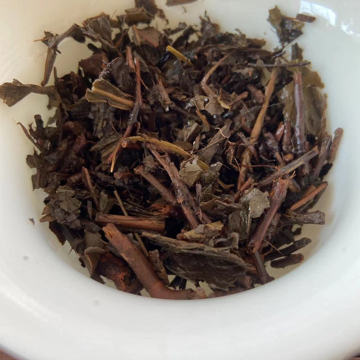 2010 ChunYi "Jing Zhi - Fu Zhuan" (Special - Fu Brick) 350g Tea, Dark Tea, Hunan Province.
