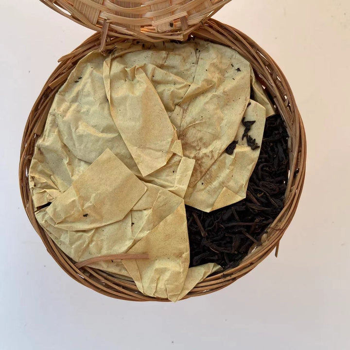 90's Wuzhou "Liu Bao"(Liubao A+ Grade) 850g Loose Leaf Dark Tea, Guangxi Province.
