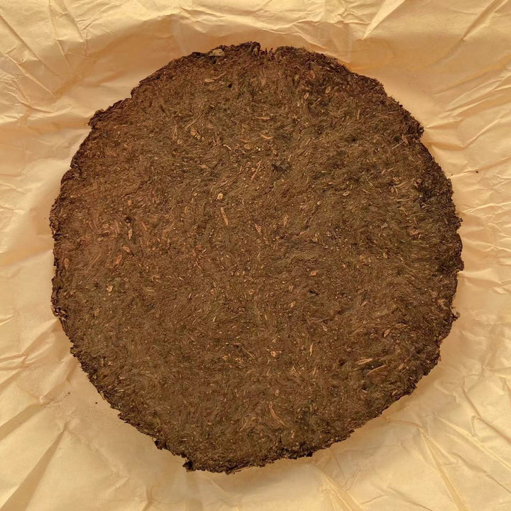 2009 AnHua "Qian Liang Cha" Cake Around 750g, Dark Tea, Hunan Province.