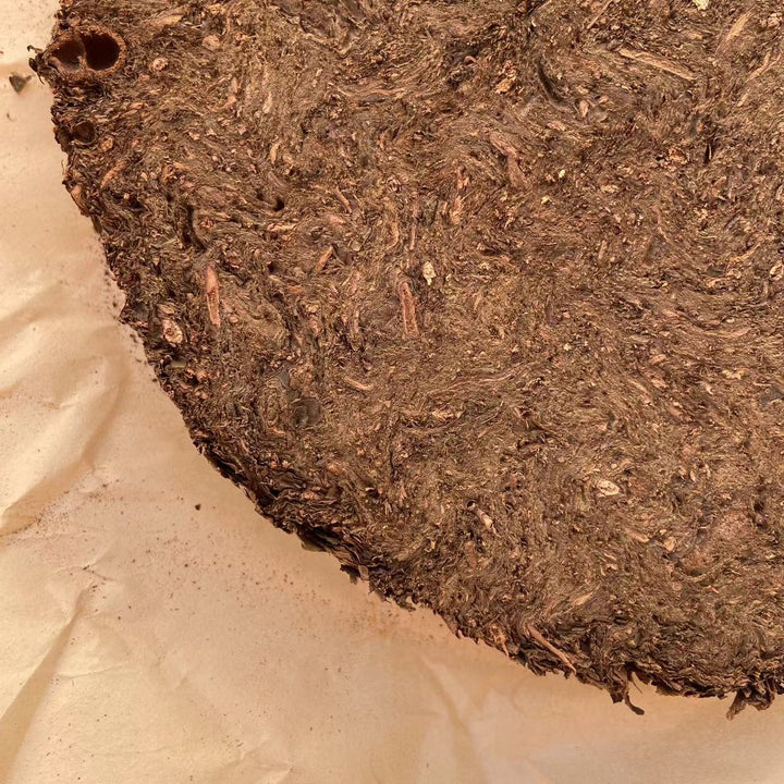 2009 AnHua "Qian Liang Cha" Cake Around 750g, Dark Tea, Hunan Province.