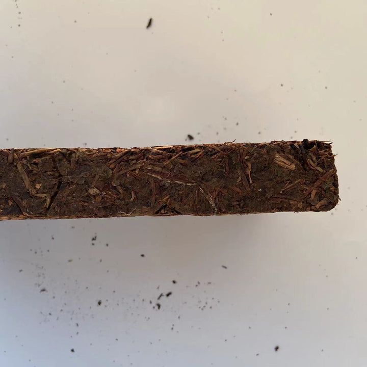1993 CNNP - BaiShaXi "Hei Zhuan Cha" (Dark Brick Tea) 2000g, Hunan Province