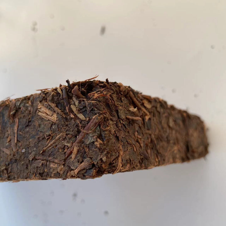 1993 CNNP - BaiShaXi "Hei Zhuan Cha" (Dark Brick Tea) 2000g, Hunan Province