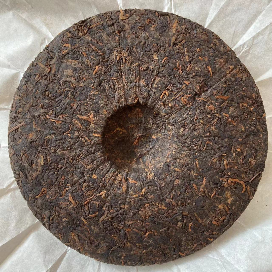 2015 PURE "Yue Man - Jing Mai" (Full Moon - Jingmai) Cake 357g Puerh Shou Cha Ripe Tea