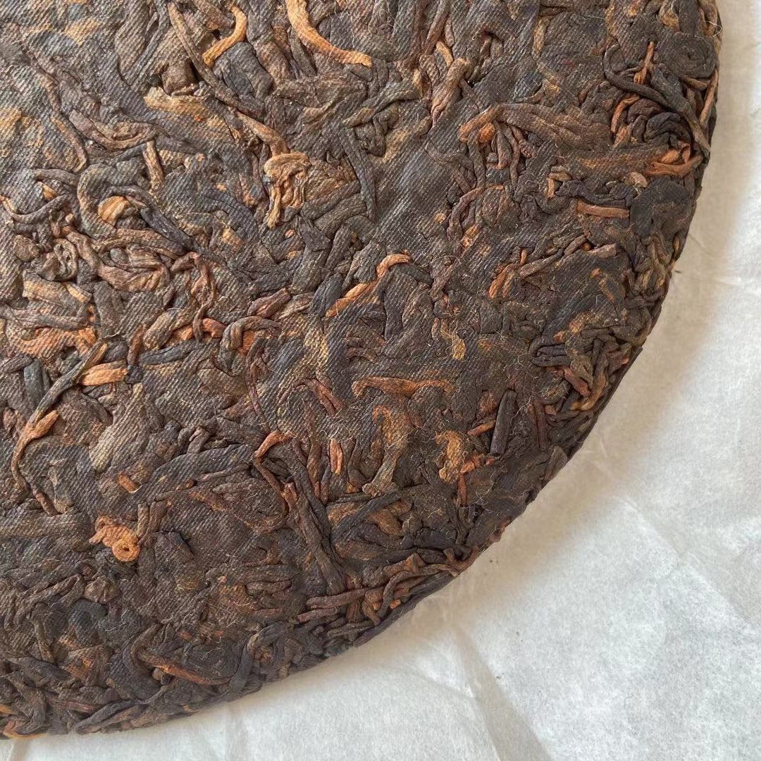 2015 PURE "Yue Man - Jing Mai" (Full Moon - Jingmai) Cake 357g Puerh Shou Cha Ripe Tea