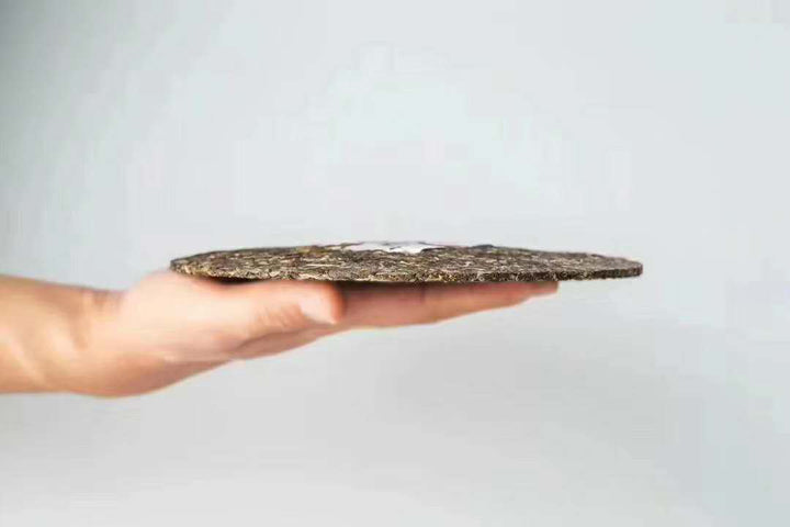 2020 Dayi (Commemorative Limited Set) 200g*2pcs Puerh Pan Cake "7542" Raw Tea Sheng Cha, "7572" Ripe Tea Shou Cha