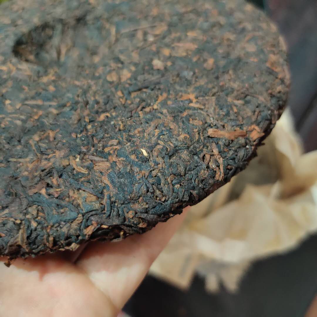 2005 ChangTai "Yi Chang Hao - Yun Pu Zhi Dian - Xi " (Peak of Puerh Tea - Luck) Cake 250g Puerh Ripe Tea Shou Cha