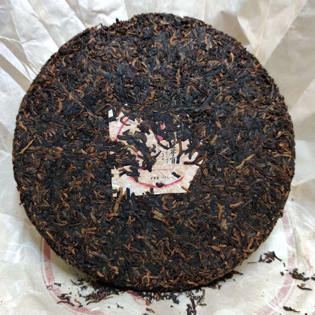 [ Sold Out] 2010 TMK "Jin Ya Gong" (Tribute Golden Bud - Lincang) Cake 357g Puerh Ripe Tea Shou Cha