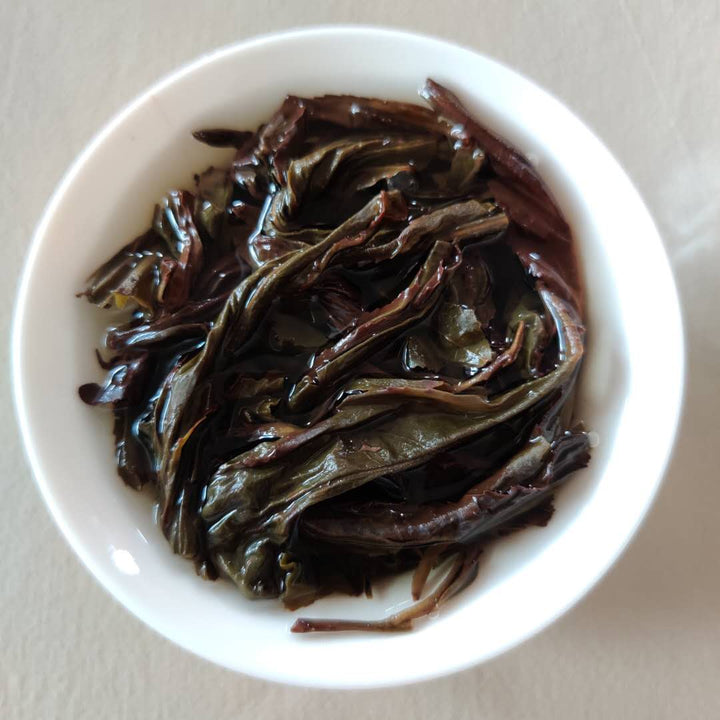 Spring "Shui Xian - Hua Xiang " (A+ Grade Flower Fragrance ) Light-medium Roasted Wuyi Yancha Oolong Tea