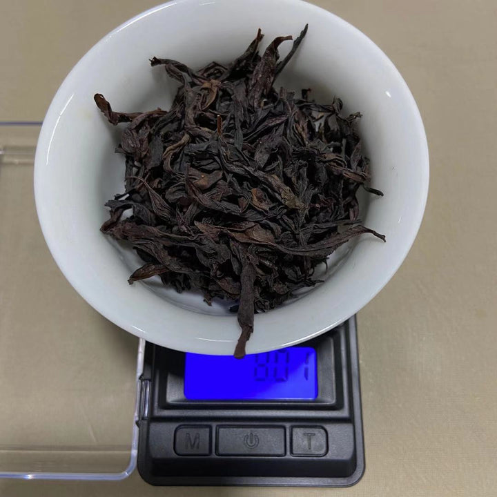 Spring "Que She"(Sparrow Tongue) Heavy-Roasted A++ Grade Wuyi Yancha, Rock / Cliff Oolong Tea