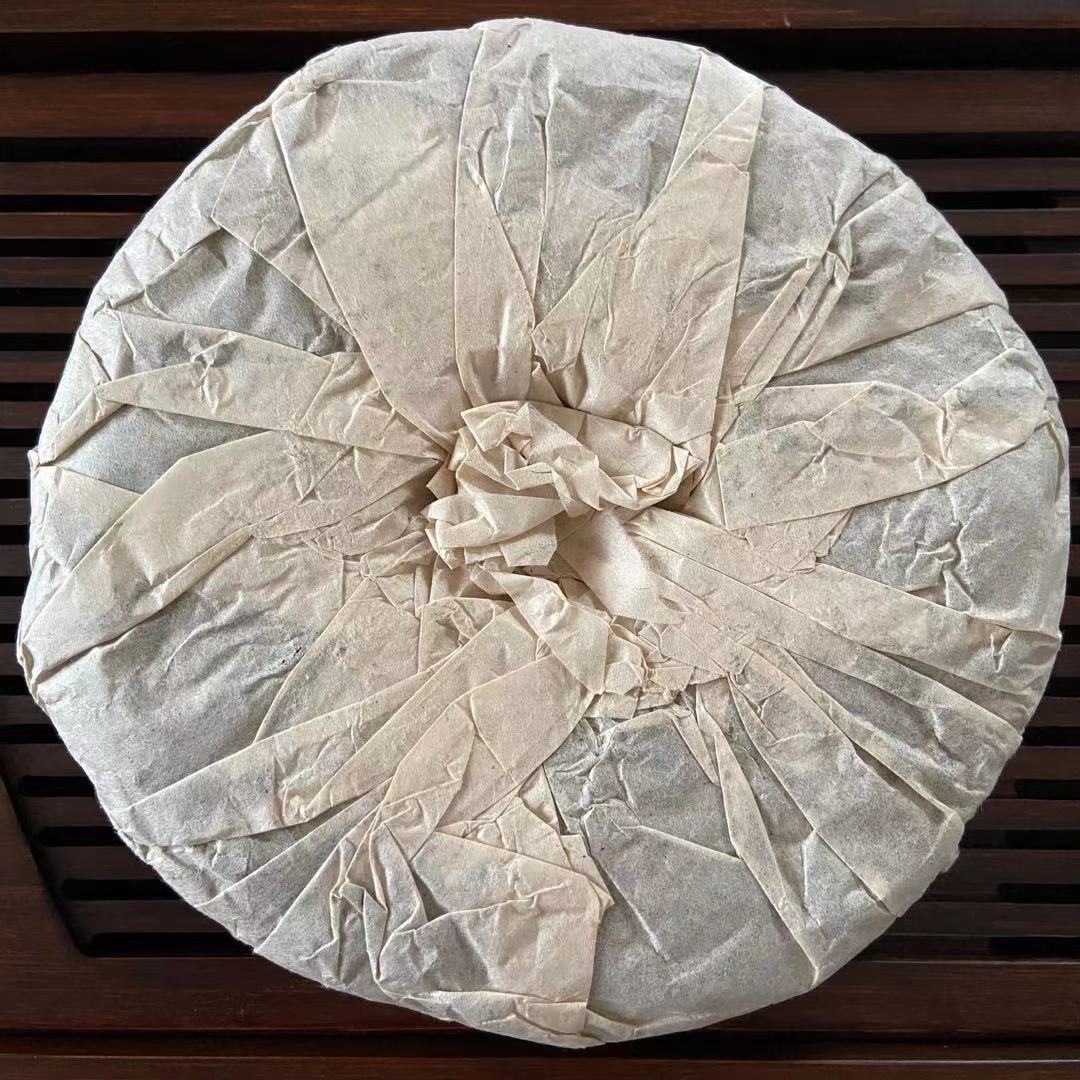 2002 TaiLian "Ji Nian" (Commemoration of 2002 International Puer Tea Seminar) Cake 400g Puerh Sheng Cha Raw Tea