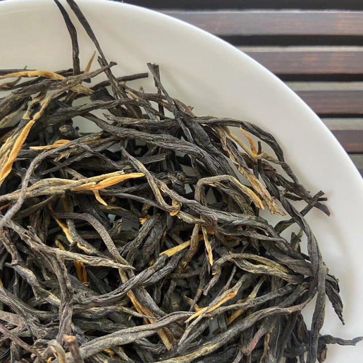 2024 Black Tea "Song Zhen" (Pine Like Needle - 1 Bud 2 Leaves) A Grade, Loose Leaf Tea, Dian Hong, FengQing, Yunnan