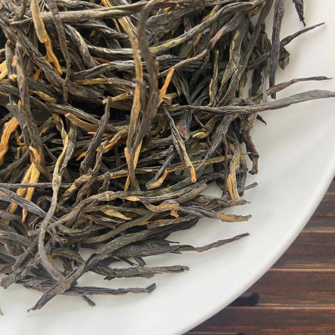 2024 Black Tea "Song Zhen" (Pine Like Needle - 1 Bud 2 Leaves) A Grade, Loose Leaf Tea, Dian Hong, FengQing, Yunnan