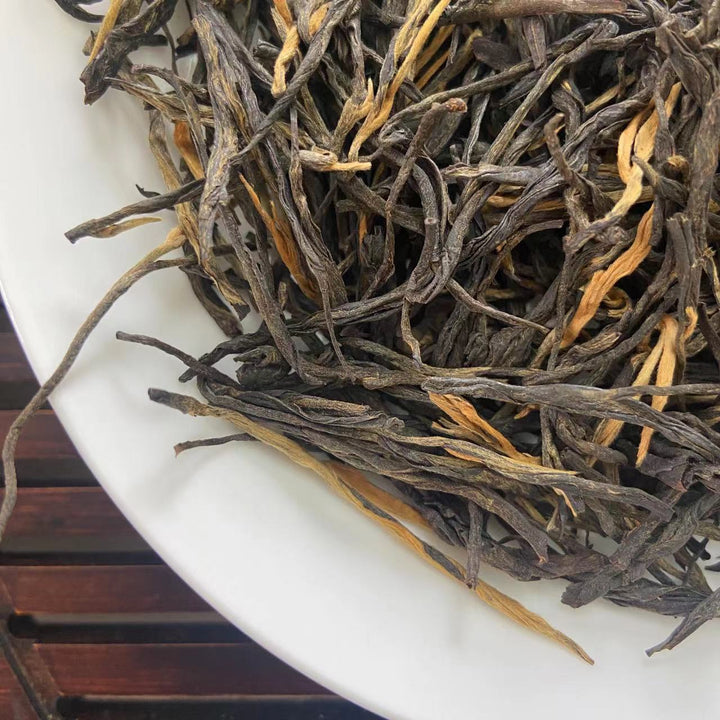 2024 Black Tea "Song Zhen" (Pine Like Needle - 1 Bud 2 Leaves) A Grade, Loose Leaf Tea, Dian Hong, FengQing, Yunnan