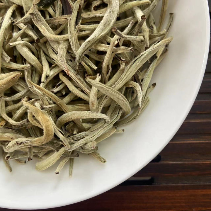 2023 Spring White Tea "Da Bai Ya - Yue Guang Bai" (Giant White Bud - Moonlight) A++ Grade, Loose Leaf Tea, JingGu BaiCha, YunNan Province.