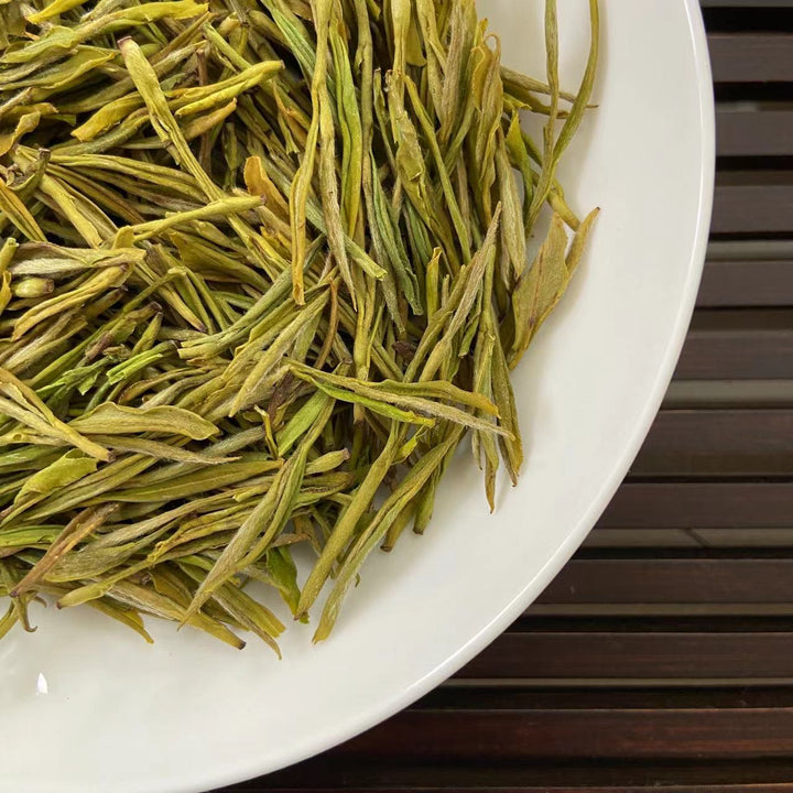 2024 Early Spring "Huang Jin Ya"(Golden Bud - Rich in Amino Acid) A++++ Grade, Green Tea, ZheJiang Province.