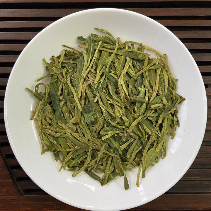2022 Early Spring "Long Jing" (Dragon Well) A Grade Green Tea, ZheJiang Province.