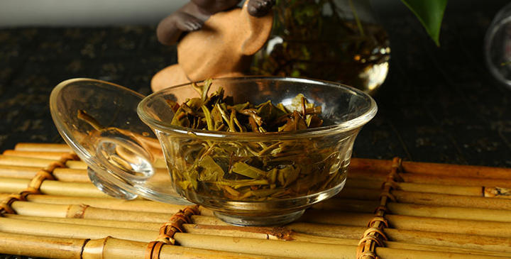 2016 ChenShengHao "Ba Wang Qing Bing" (King Green Cake) 357g Puerh Raw Tea Sheng Cha