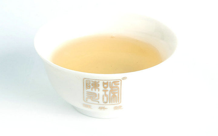 2018 ChenShengHao "Yi Wu" (Yiwu) Cake 357g Puerh Raw Tea Sheng Cha