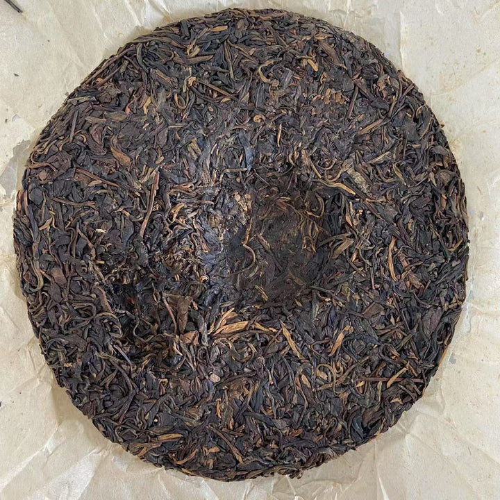 2004 TMK "Ma Hei - Qiao Mu Gu Shu - Yi Wu" (Mahei - Old Arbor Tree - Yiwu) Cake 400g Puerh Raw Tea Sheng Cha
