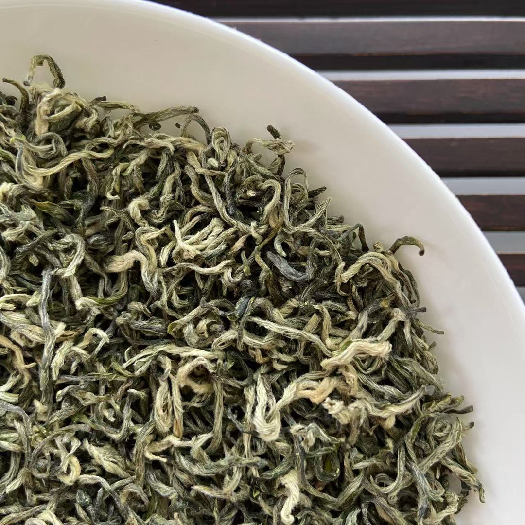 2025 Early Spring "Bi Luo Chun" (DongTing BiLuoChun) A++++ Grade Green Tea, JiangSu Province.