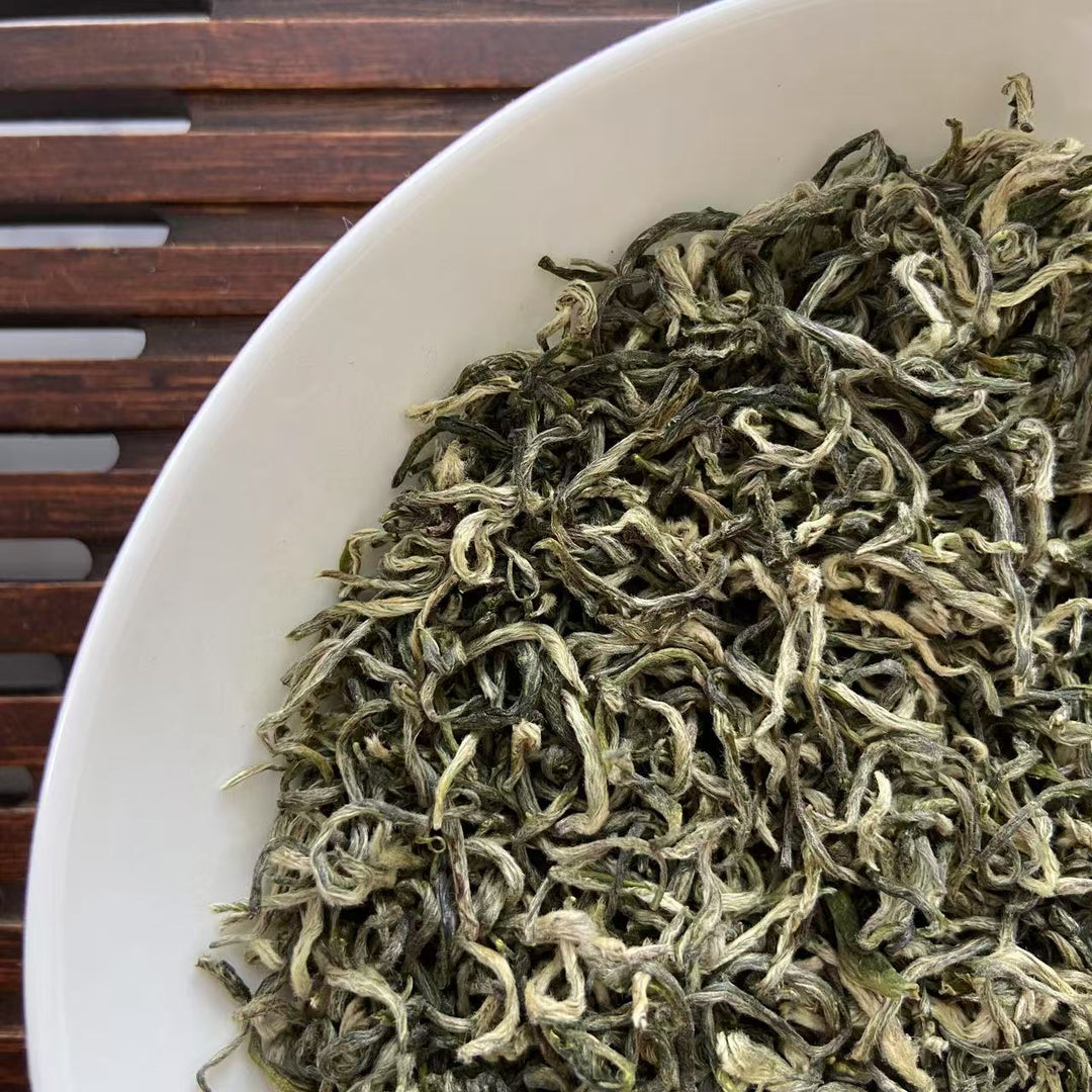 2025 Early Spring "Bi Luo Chun" (DongTing BiLuoChun) A++++ Grade Green Tea, JiangSu Province.