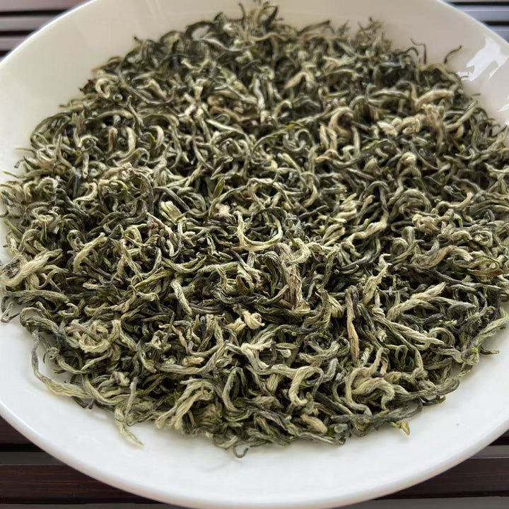 2025 Early Spring "Bi Luo Chun" (DongTing BiLuoChun) A++++ Grade Green Tea, JiangSu Province.