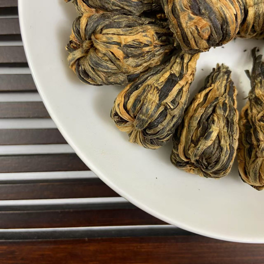 2025 Black Tea "Jian Ta - Shou Gong" (Tight Tower - Handmade), A++ Grade, Dian Hong, Hong Cha, Yunnan