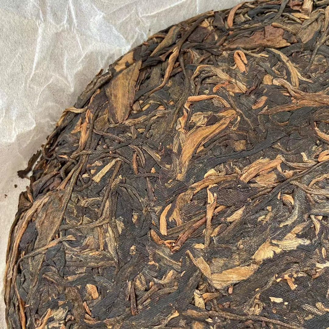 2006 XingHai "Ya - Yi Wu Qiao Mu" ( Court Hymns - Yiwu Arbor Tree) Cake 400g Puerh Raw Tea Sheng Cha