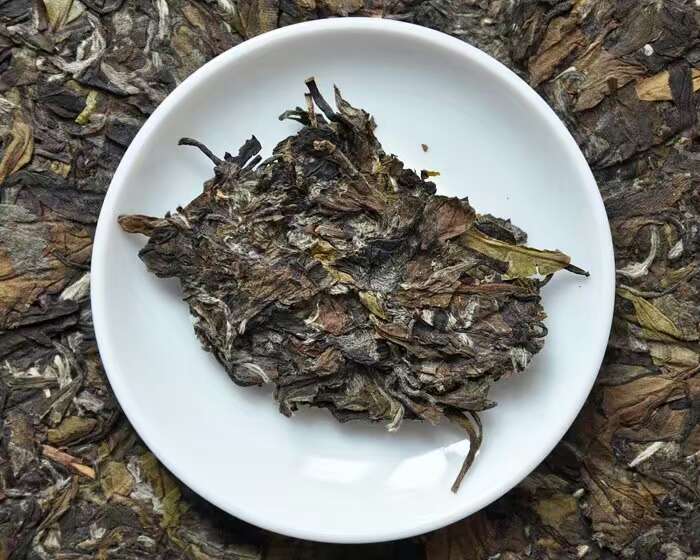 2012 DaYi "Yan Yun" (Rock Flavor) Cake 357g Puerh Sheng Cha Raw Tea