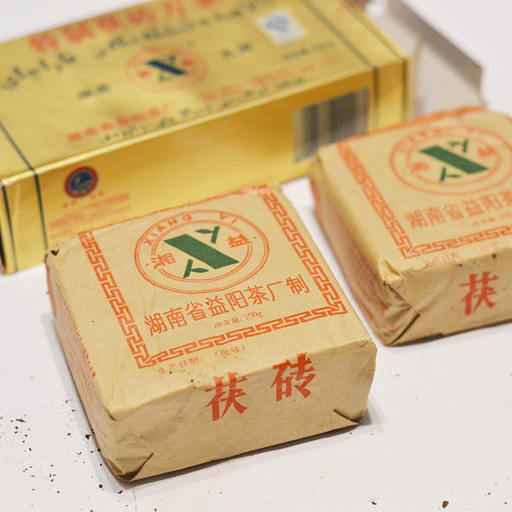 2006 XiangYi Fu Tea "Te Zhi" (Specially Made) Brick 400g Dark Tea, Fu Cha, Hunan
