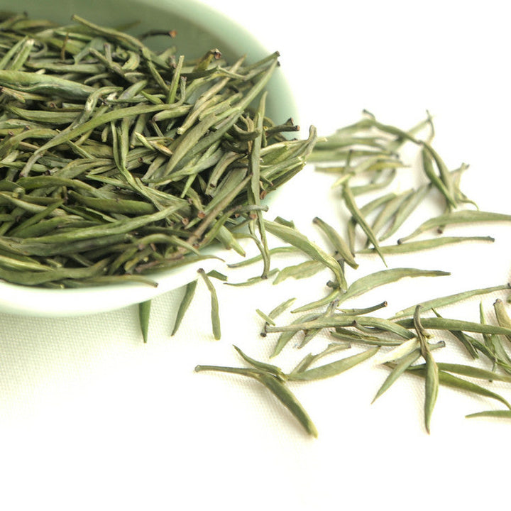 2019 Early Spring " Zhu Ye Qing "(ZhuYeQing) High Grade Green Tea Sichuang