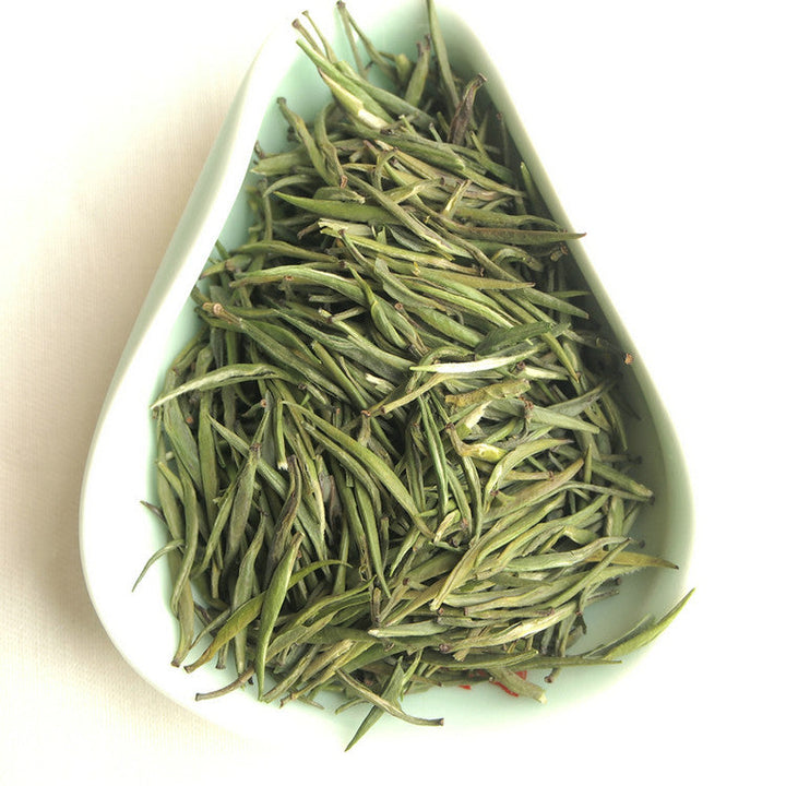 2019 Early Spring " Zhu Ye Qing "(ZhuYeQing) High Grade Green Tea Sichuang