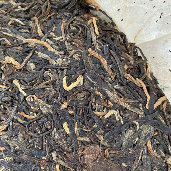 2006 FengQing "Mei Xie 50" (Guangdong Artists Association 50 Years) Cake 357g Puerh Raw Tea Sheng Cha