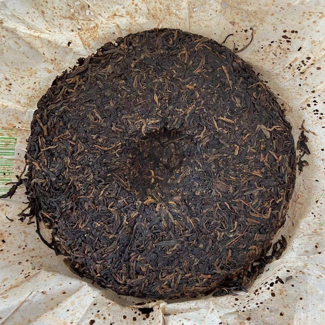 2004 LaoTongZhi "Ye Sheng Qiao Mu" (Wild Arbor Tree) Cake 400g Puerh Sheng Cha Raw Tea