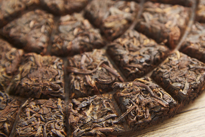 2019 YunYuanGu "Pin Ge 1802" Cake 180g Puerh Ripe Tea Shou Cha
