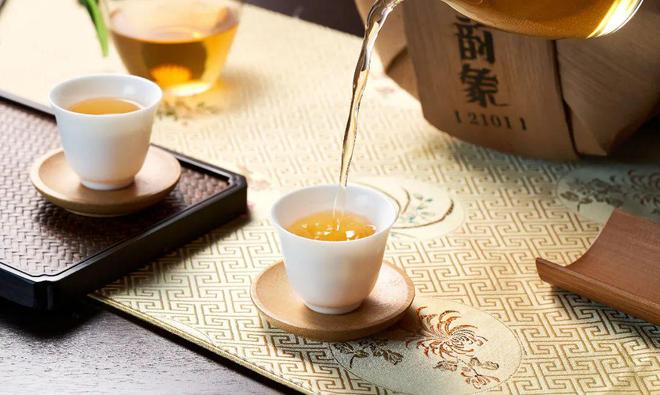 2021 DaYi "Jin Se Yun Xiang" (Golden Rhythm) Cake 357g Puerh Sheng Cha Raw Tea