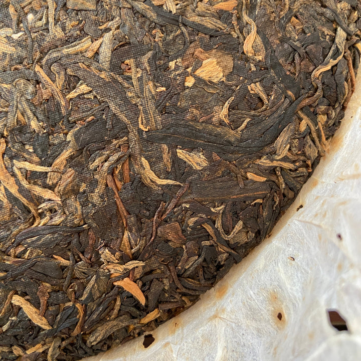 2007 NanQiao - BaiShuiQing "Meng Hai - Zao Chun Lao Shu" (Menghai - Early Spring Old Tree ) Cake 357g Puerh Raw Tea Sheng Cha