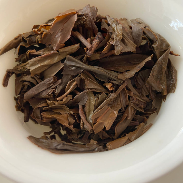 2005 LiMing "Sheng Tai Gong Bing" (Organic Tribute Cake) Cake 357g Puerh Sheng Cha Raw Tea, Meng Hai.