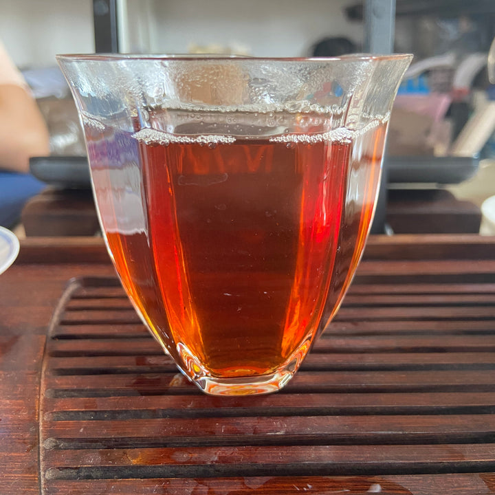2005 LiMing "Zhen Pin - Ban Zhang & Yi Wu & Jing Mai " (Premium - Banzhang & Yiwu & Jingmai) Cake 357g Puerh Sheng Cha Raw Tea