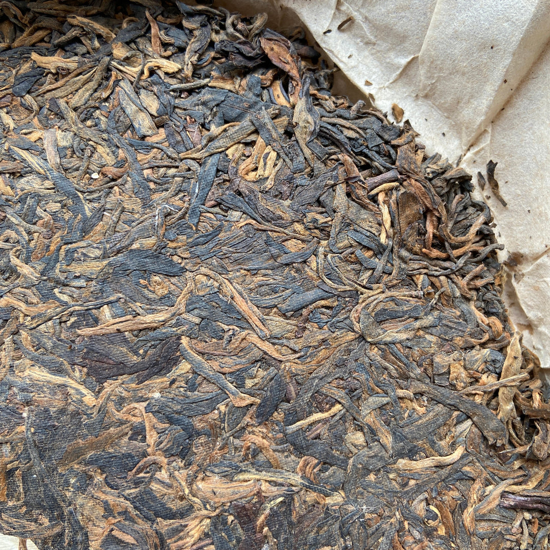 1999 CNNP Puerh - LaoTongZhi "Hong Yin - Cai Fei - Dan Fei" (Red Mark - Cut Mark - Single Fei) Cake 380g Puerh Raw Tea Sheng Cha