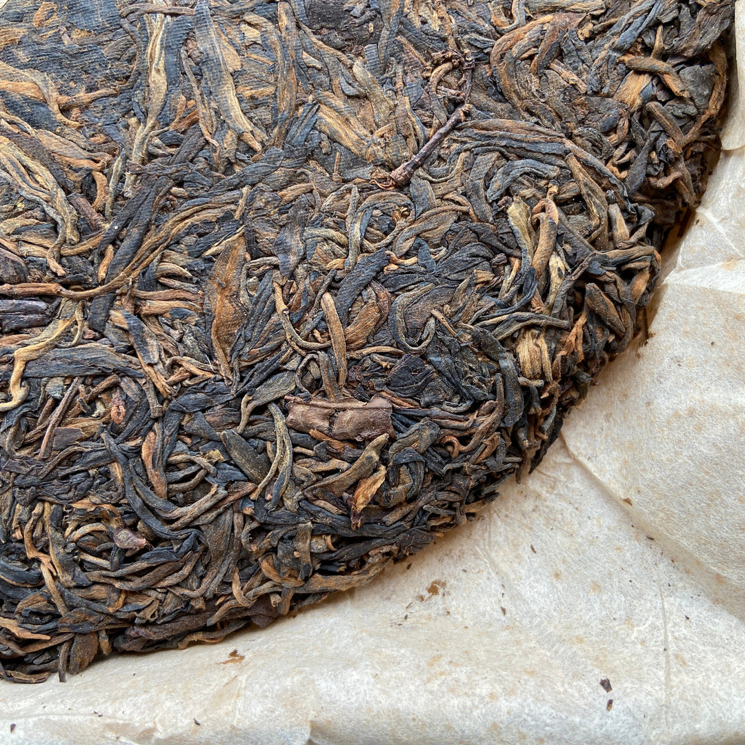 1999 CNNP Puerh - LaoTongZhi "Hong Yin - Cai Fei - Dan Fei" (Red Mark - Cut Mark - Single Fei) Cake 380g Puerh Raw Tea Sheng Cha