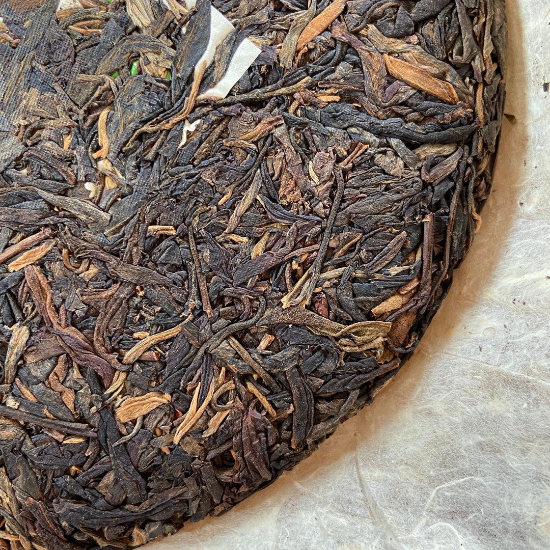 2005 TuLinFengHuang "Wu Liang Shan - Lao Shu Chun Cha" (Wuliang Mountain - Spring Old Tree) Cake 357g Puerh Raw Tea Sheng Cha