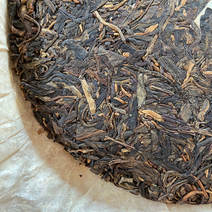 2005 TuLinFengHuang "Wu Liang Shan - Lao Shu Chun Cha" (Wuliang Mountain - Spring Old Tree) Cake 357g Puerh Raw Tea Sheng Cha