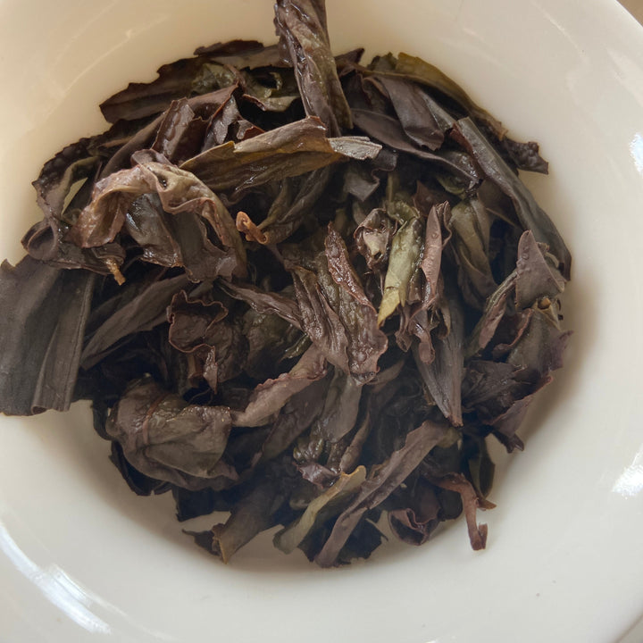 2023 Spring "Rou Gui - Qing Shi Yan - Shui Lian Dong" (Rougui - Qingshiyan - Shuiliangdong Region) A+++ Grade, Medium-Heavy Roasted Wuyi Yancha Oolong Tea