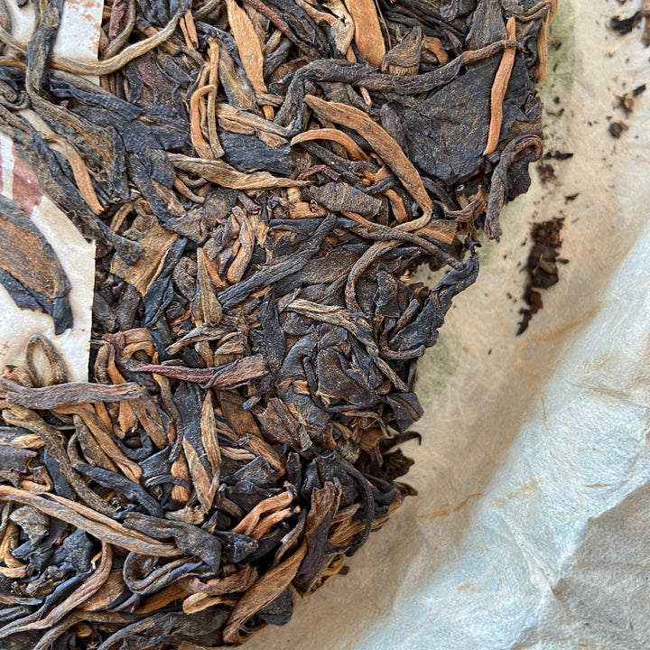 2004 ChangTai "Chang Tai Hao - Ye Sheng Ji Pin - Bu Lang" ( Wild Premium - Bulang)  Cake 400g Puerh Raw Tea Sheng Cha